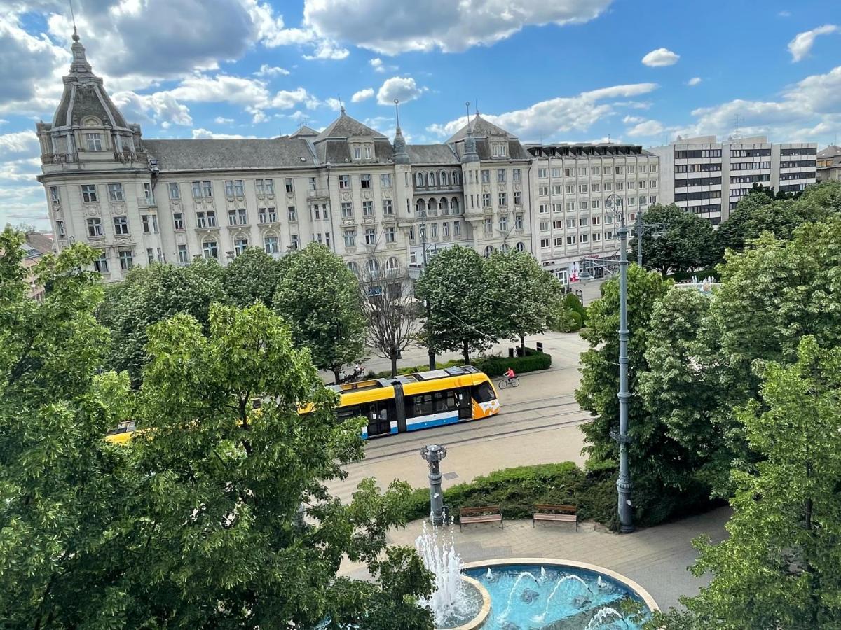Central Palace Apartman 데브레첸 외부 사진