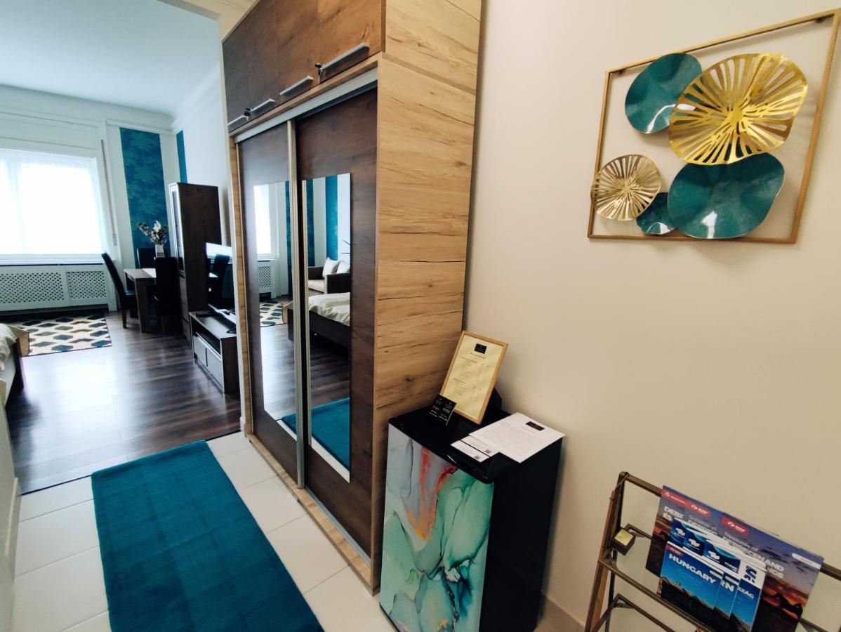Central Palace Apartman 데브레첸 외부 사진