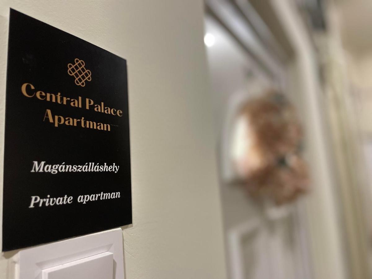 Central Palace Apartman 데브레첸 외부 사진